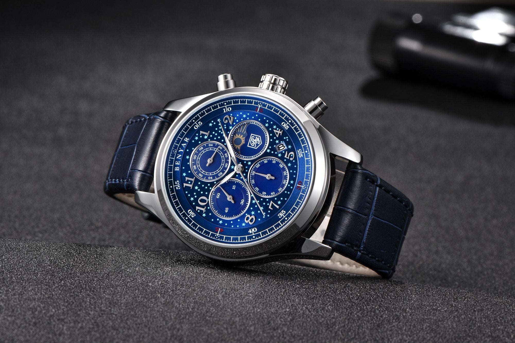 BENYAR  Date Shows The Analog Star Sport Quartz Watch